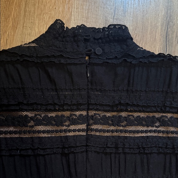 Black Long Sleeve Lace Top - Picture 7 of 9